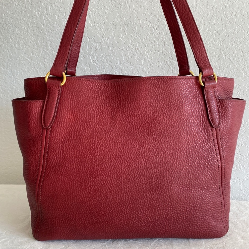 Prada red leather tote bag - Picture 2 of 12